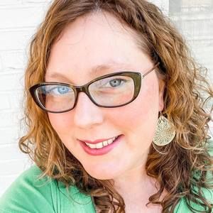 Meet your Posher, Chrystal